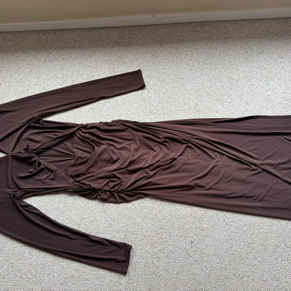 Elegant Brown Long Sleeve Dress